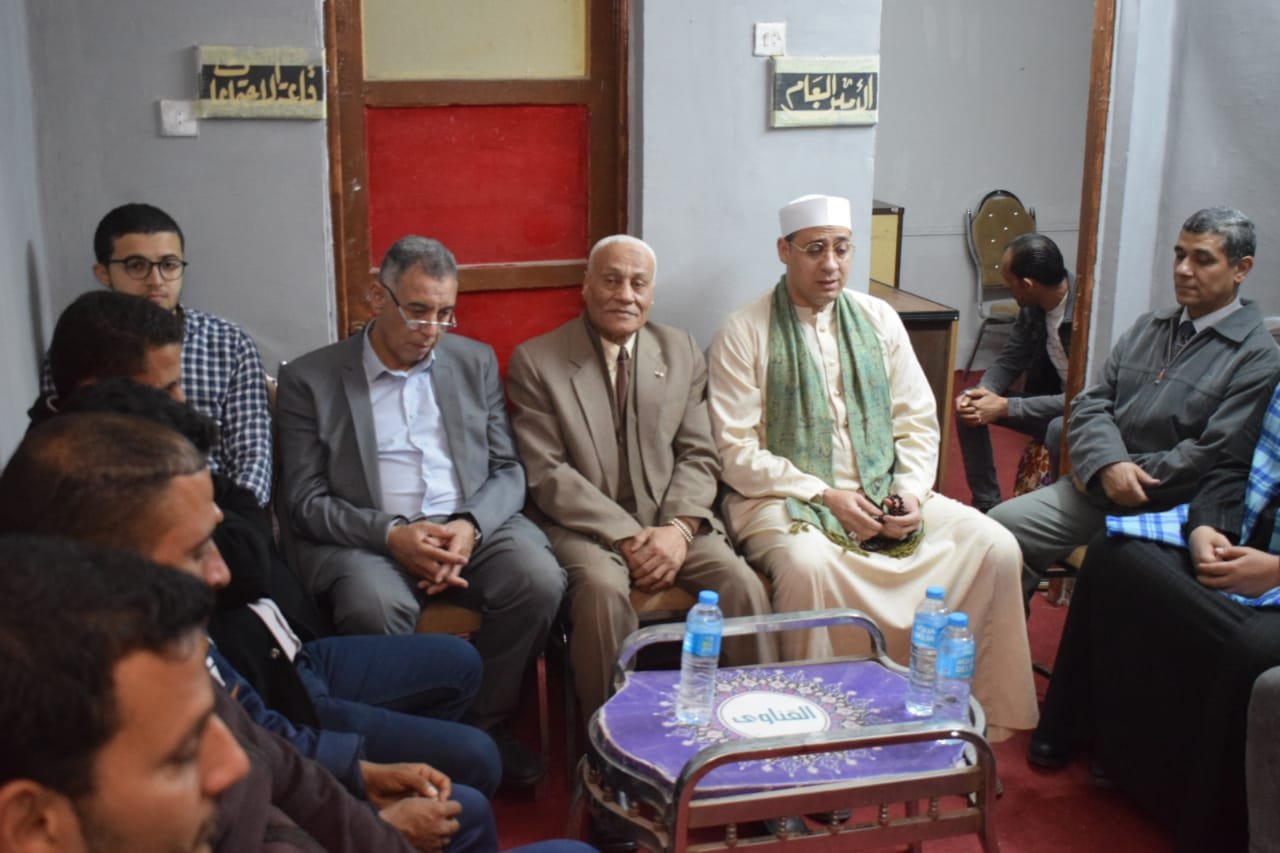 أناشيد دينية ومدح الرسول في سهرة رمضانية علي مائدة العربي الناصري بالمنيا