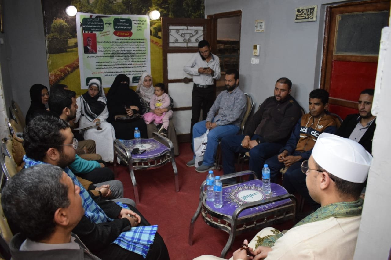 أناشيد دينية ومدح الرسول في سهرة رمضانية علي مائدة العربي الناصري بالمنيا