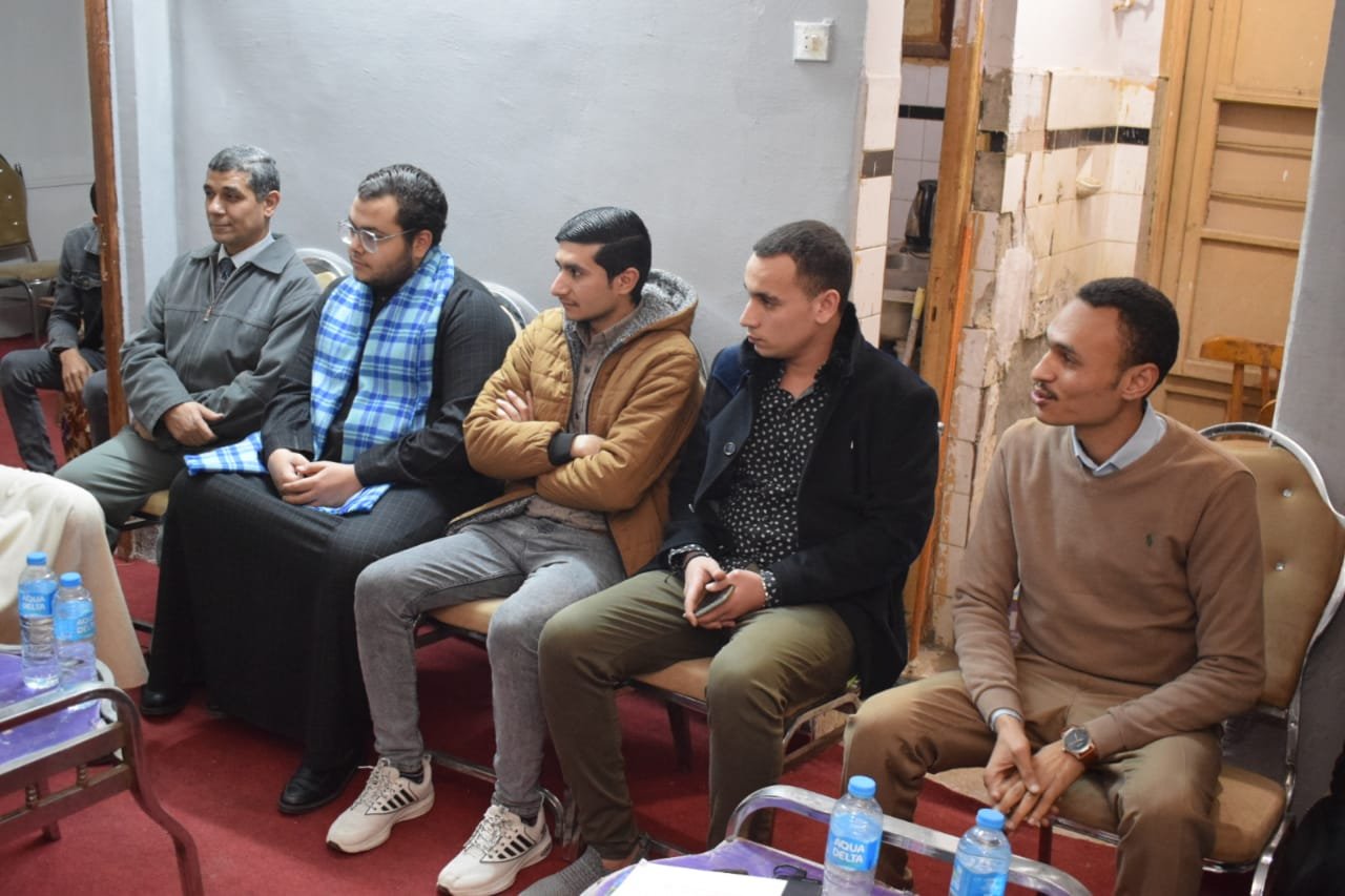 أناشيد دينية ومدح الرسول في سهرة رمضانية علي مائدة العربي الناصري بالمنيا