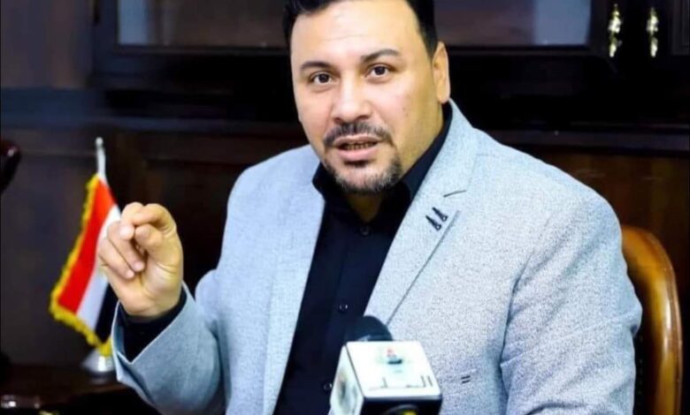 بعد زواج التجربة.. المحامي أحمد مهران يدعو لزواج «الويك إند»