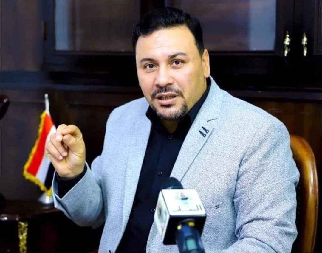 بعد زواج التجربة.. المحامي أحمد مهران يدعو لزواج «الويك إند» 