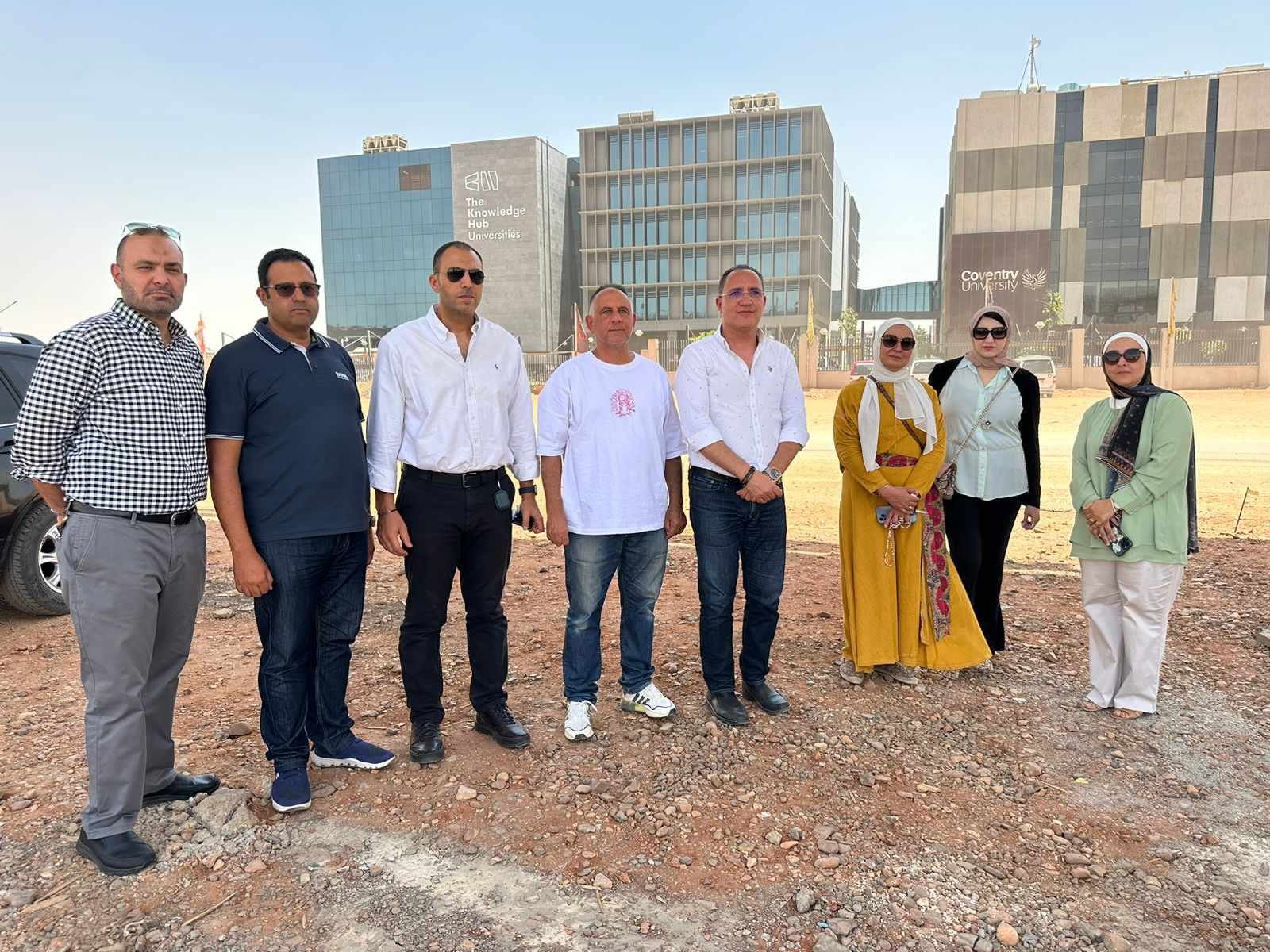 أولياء أمور طلبة كوفينتري: زيادة الرسوم الدراسية السنوية بشكل مخالف للقانون يهدد مستقبل أولادنا