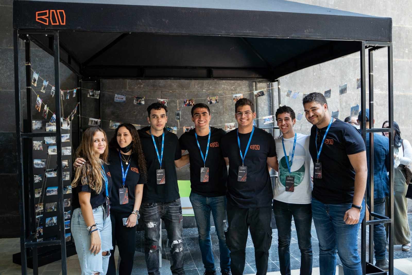 أولياء أمور طلبة كوفينتري: الجامعة تستغل الظروف الإقتصادية.. وتهدد مستقبل أولادنا