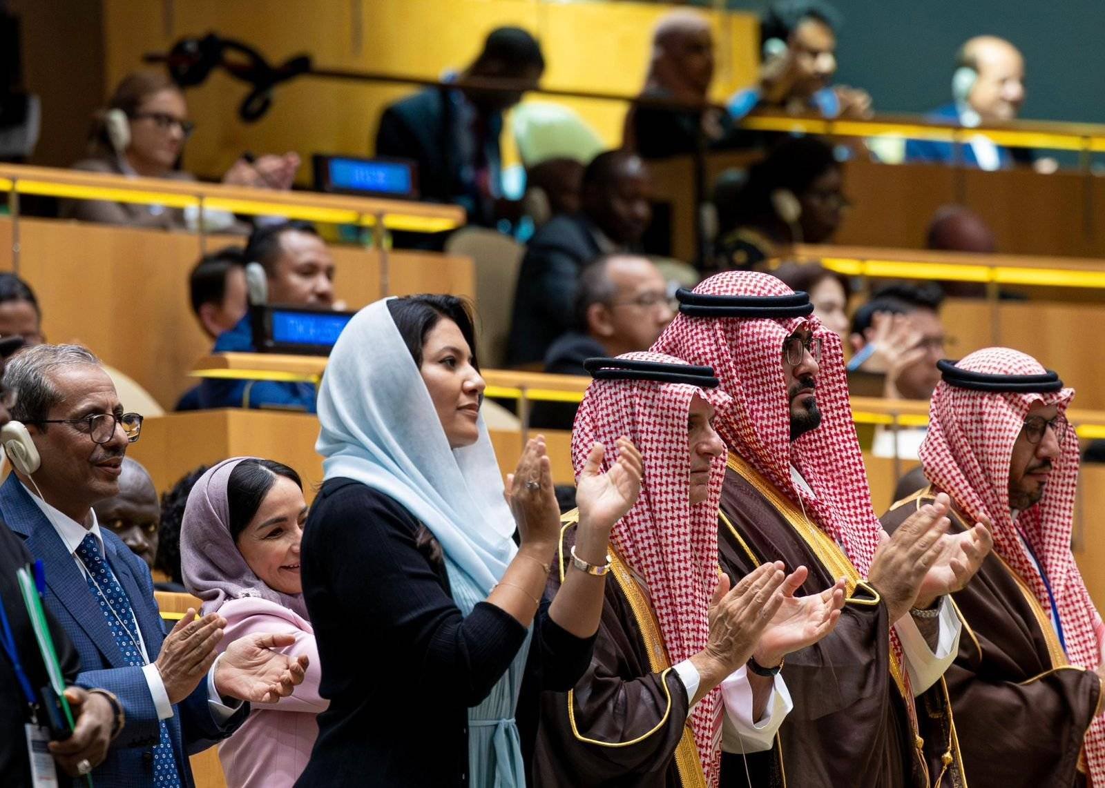 الوفد السعودي يتفاعل مع إعلان الرئيس إيمانويل ماكرون الاعتراف رسمياً بدولة فلسطين