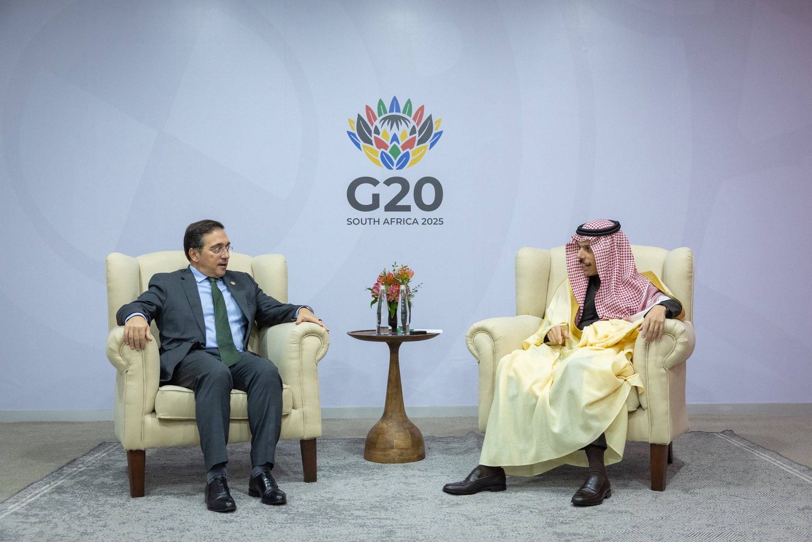 وزير الخارجية السعودي ونظيره الإسباني خوسيه مانويل ألباريس 