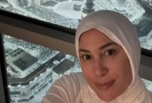 هند صبري تؤدي مناسك العمرة في يوم ميلادها