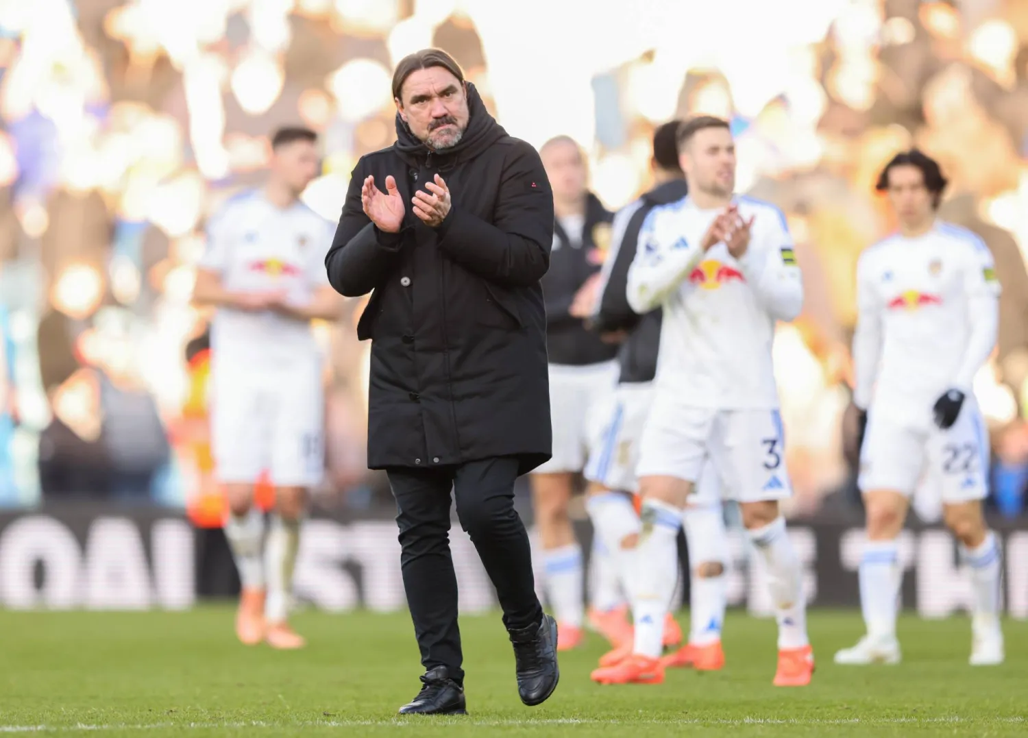 دانيال فاركي المدير الفني لفريق ليدز يونايتد : أخبار السفارات